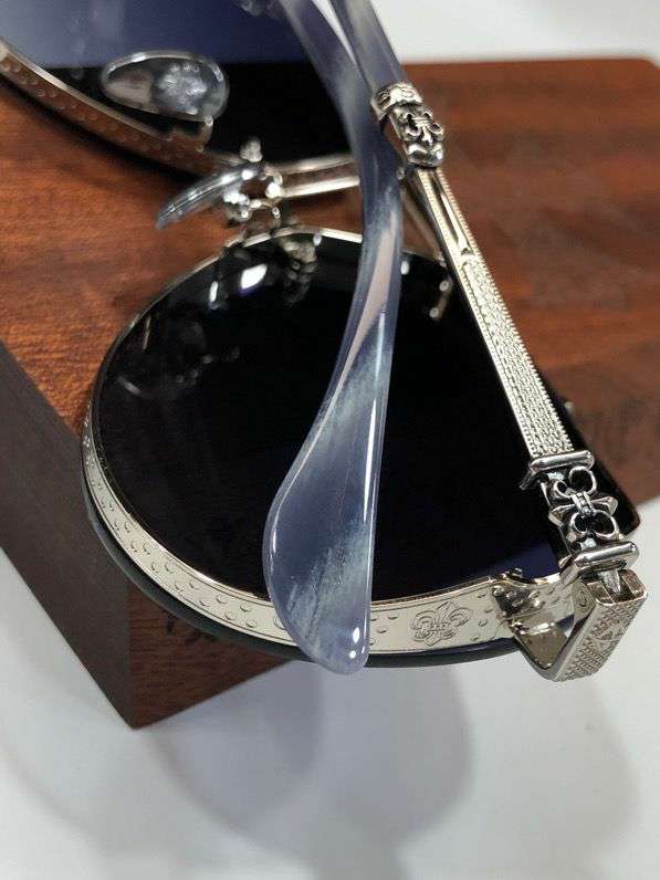 Picture of Chrome Hearts Sunglasses _SKUfw46734618fw